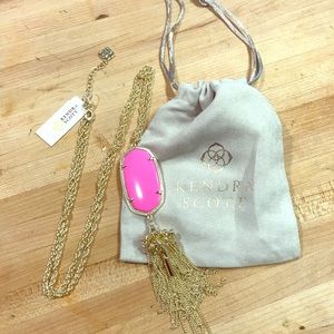 NWT never worn Kendra Scott Magenta Rayne Necklace